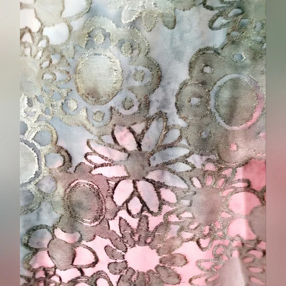 Womans Muliples Oversized Pull Over Tunic Size S with Detachable Scarf Colorful - Picture 5 of 10